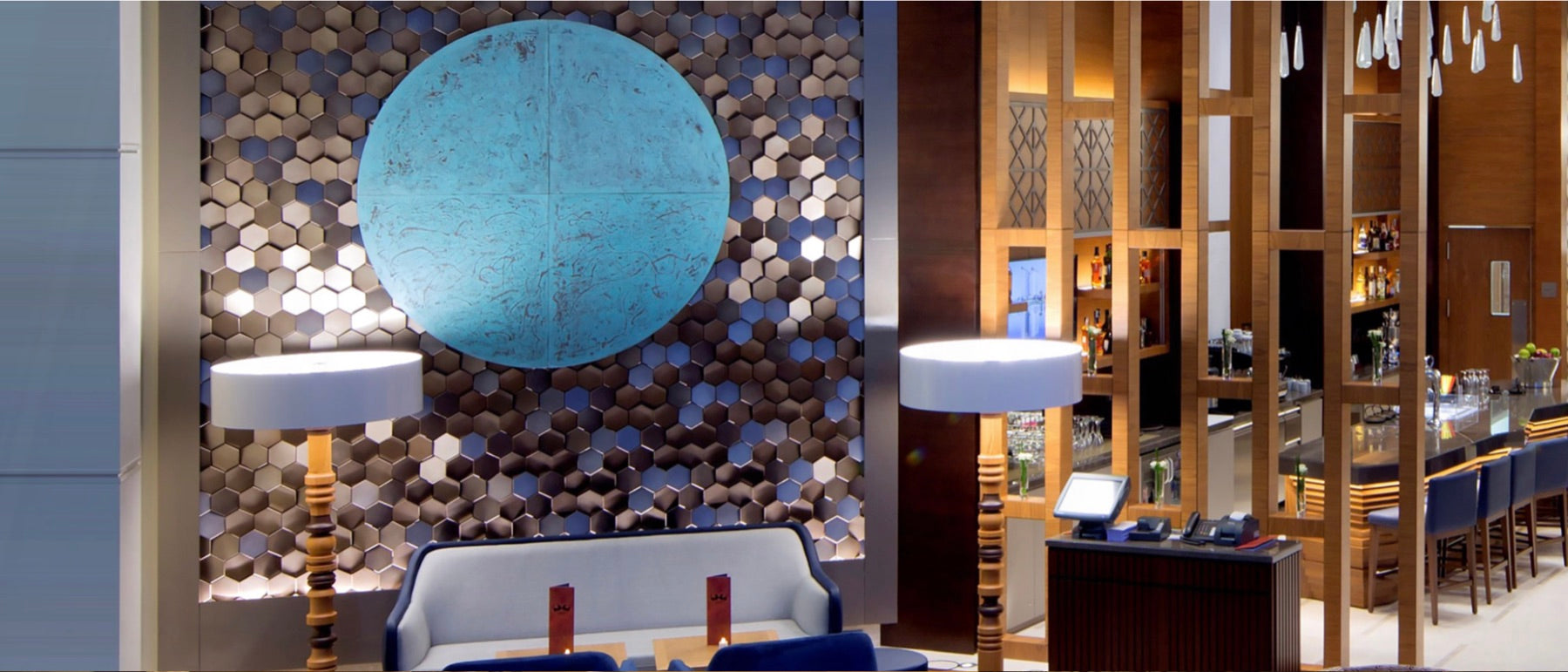 3D zidni paneli · Hotelski lobby